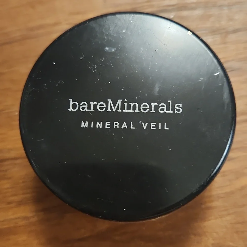Bear Minerals Mineral Veil